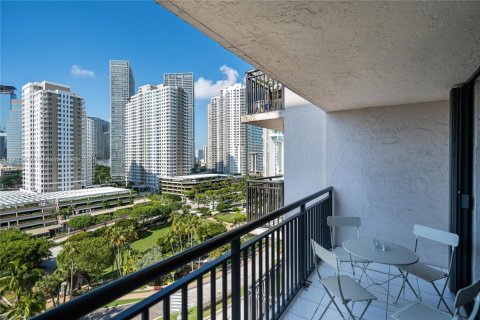 Condo in Miami, Florida, 2 bedrooms  № 1865449 - photo 24