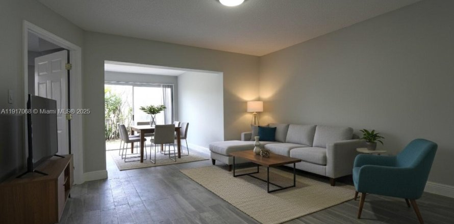 Кондоминиум с 2 спальнями в Уэст-Палм-Бич, Флорида № 1973839