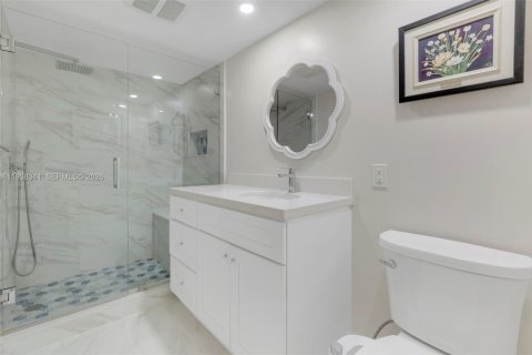 Condo in Pompano Beach, Florida, 2 bedrooms  № 1998431 - photo 22