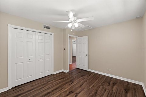 House in Tampa, Florida 3 bedrooms, 111.48 sq.m. № 1880805 - photo 21