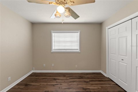House in Tampa, Florida 3 bedrooms, 111.48 sq.m. № 1880805 - photo 11