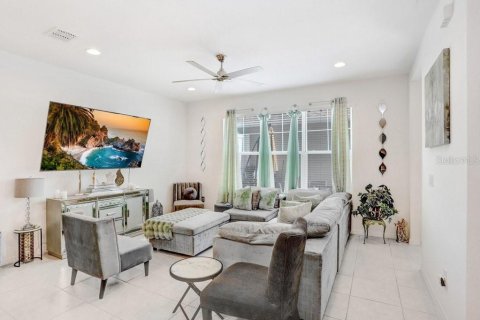 Adosado en venta en Apollo Beach, Florida, 4 dormitorios, 182.65 m2 № 2124232 - foto 5