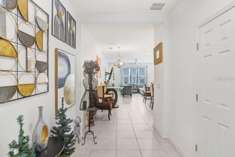 Adosado en venta en Apollo Beach, Florida, 4 dormitorios, 182.65 m2 № 2124232 - foto 11
