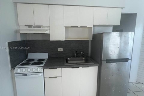 Appartement à louer à North Miami, Floride: 41.16 m2 № 2024260 - photo 5