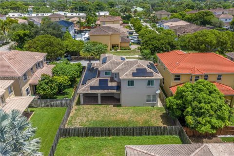 House in Cutler Bay, Florida 4 bedrooms, 248.05 sq.m. № 2261301 - photo 26