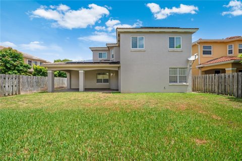 House in Cutler Bay, Florida 4 bedrooms, 248.05 sq.m. № 2261301 - photo 20