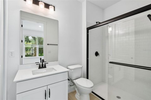 Townhouse in Oviedo, Florida 4 bedrooms, 188.13 sq.m. № 2092888 - photo 10