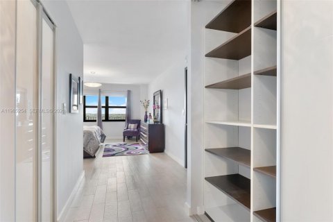 Copropriété à vendre à Lauderdale-by-the-Sea, Floride: 2 chambres, 157.93 m2 № 2027002 - photo 24