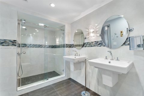 Copropriété à vendre à Lauderdale-by-the-Sea, Floride: 2 chambres, 157.93 m2 № 2027002 - photo 26