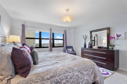 Copropriété à vendre à Lauderdale-by-the-Sea, Floride: 2 chambres, 157.93 m2 № 2027002 - photo 19