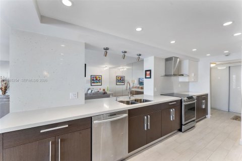 Copropriété à vendre à Lauderdale-by-the-Sea, Floride: 2 chambres, 157.93 m2 № 2027002 - photo 14