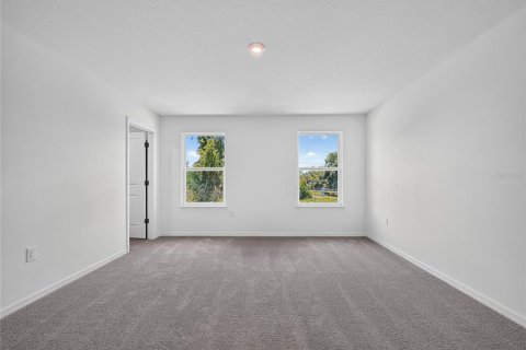 Townhouse in Tavares, Florida 3 bedrooms, 134.8 sq.m. № 2206984 - photo 20