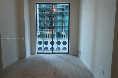 Condo in Miami, Florida, 1 bedroom  № 2067738 - photo 10