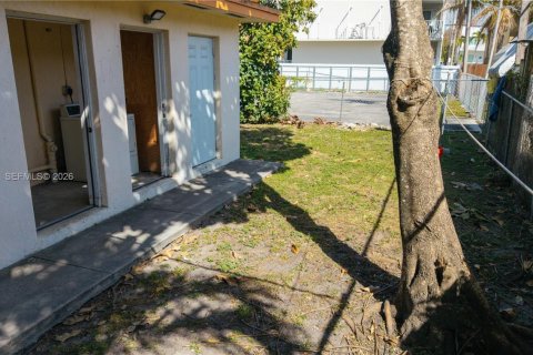Immobilier commercial à vendre à Miami, Floride № 2080210 - photo 29