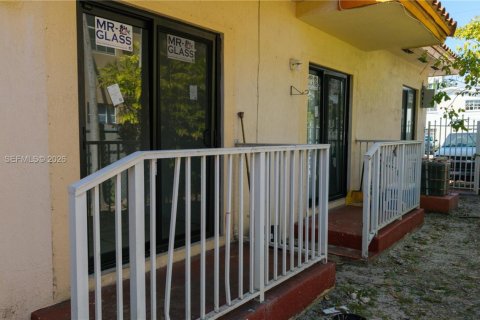 Immobilier commercial à vendre à Miami, Floride № 2080210 - photo 25