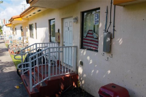 Immobilier commercial à vendre à Miami, Floride № 2080210 - photo 23