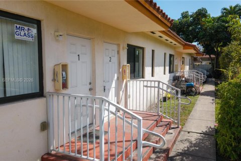 Immobilier commercial à vendre à Miami, Floride № 2080210 - photo 22