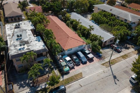 Immobilier commercial à vendre à Miami, Floride № 2080210 - photo 10