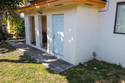 Immobilier commercial à vendre à Miami, Floride № 2080210 - photo 28