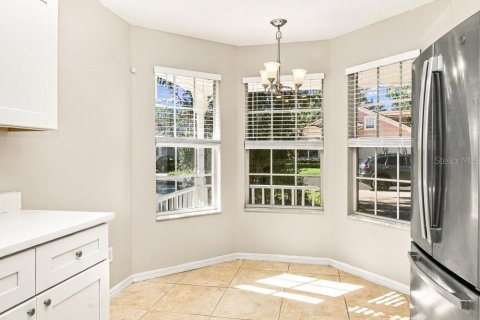 Villa ou maison à louer à Winter Springs, Floride: 3 chambres, 136.38 m2 № 2434890 - photo 8