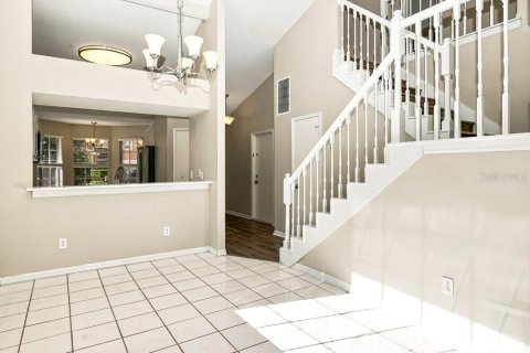 Villa ou maison à louer à Winter Springs, Floride: 3 chambres, 136.38 m2 № 2434890 - photo 7