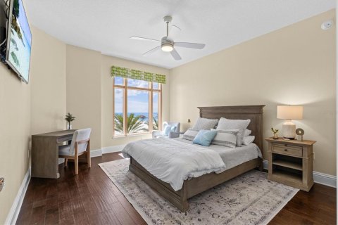 Condo in Clearwater, Florida, 2 bedrooms  № 2398318 - photo 13