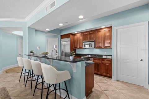 Condo in Clearwater, Florida, 2 bedrooms  № 2398318 - photo 7