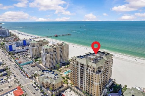 Condo in Clearwater, Florida, 2 bedrooms  № 2398318 - photo 22