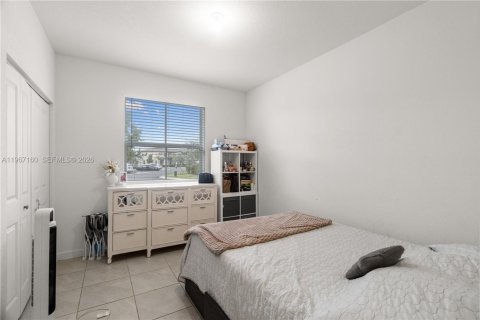 Townhouse in Miami, Florida 3 bedrooms, 123.37 sq.m. № 2028470 - photo 6