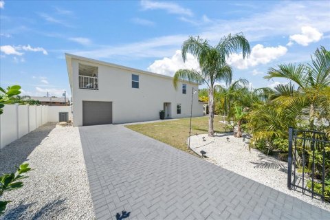 Townhouse in Melbourne, Florida 3 bedrooms, 180.69 sq.m. № 1724267 - photo 1