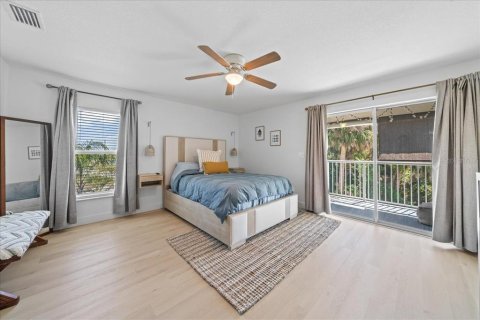 Townhouse in Melbourne, Florida 3 bedrooms, 180.69 sq.m. № 1724267 - photo 12