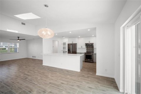 Casa en venta en Ormond Beach, Florida, 3 dormitorios, 138.98 m2 № 1510832 - foto 6