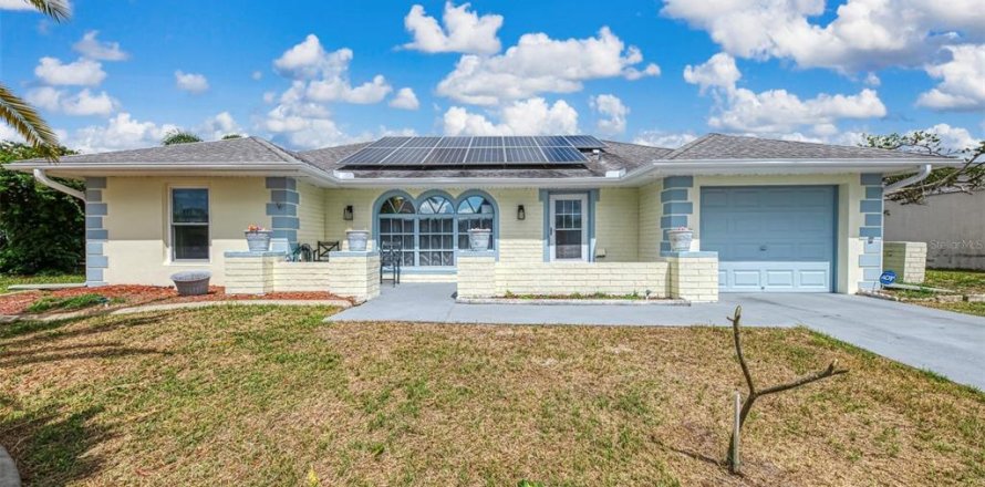 Villa ou maison à North Port, Floride 2 chambres, 125.88 m2 № 2096288