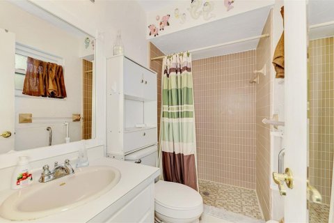Villa ou maison à vendre à North Port, Floride: 2 chambres, 125.88 m2 № 2096288 - photo 30