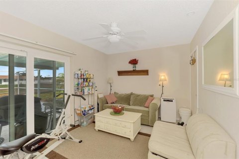 Villa ou maison à vendre à North Port, Floride: 2 chambres, 125.88 m2 № 2096288 - photo 23