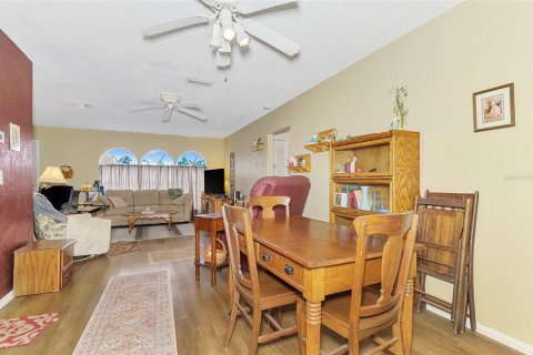 Villa ou maison à vendre à North Port, Floride: 2 chambres, 125.88 m2 № 2096288 - photo 11