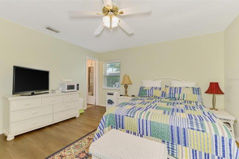 Villa ou maison à vendre à North Port, Floride: 2 chambres, 125.88 m2 № 2096288 - photo 28