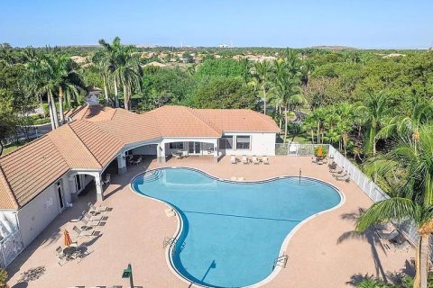 Townhouse in Riviera Beach, Florida 4 bedrooms, 145.95 sq.m. № 2177148 - photo 21