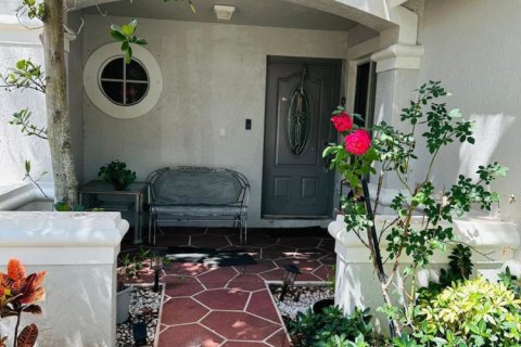 Townhouse in Riviera Beach, Florida 4 bedrooms, 145.95 sq.m. № 2177148 - photo 5