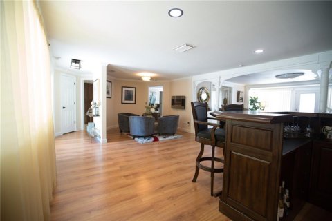 Casa en venta en Temple Terrace, Florida, 4 dormitorios, 180.6 m2 № 1847961 - foto 7