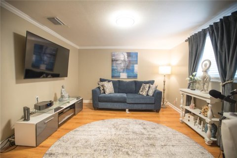 Casa en venta en Temple Terrace, Florida, 4 dormitorios, 180.6 m2 № 1847961 - foto 17