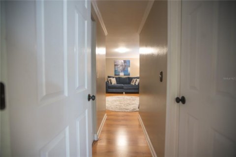 Casa en venta en Temple Terrace, Florida, 4 dormitorios, 180.6 m2 № 1847961 - foto 16