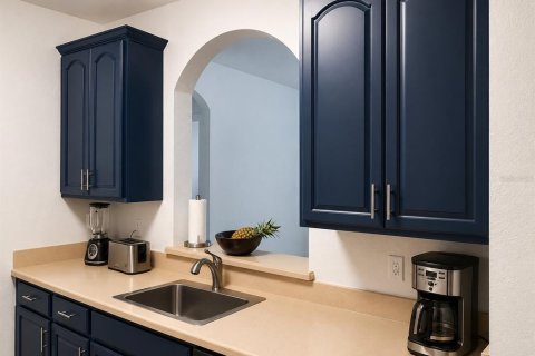 Condo in Orlando, Florida, 3 bedrooms  № 2134355 - photo 8