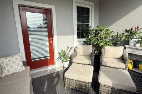 Townhouse in Tampa, Florida 3 bedrooms, 169.08 sq.m. № 2237638 - photo 17
