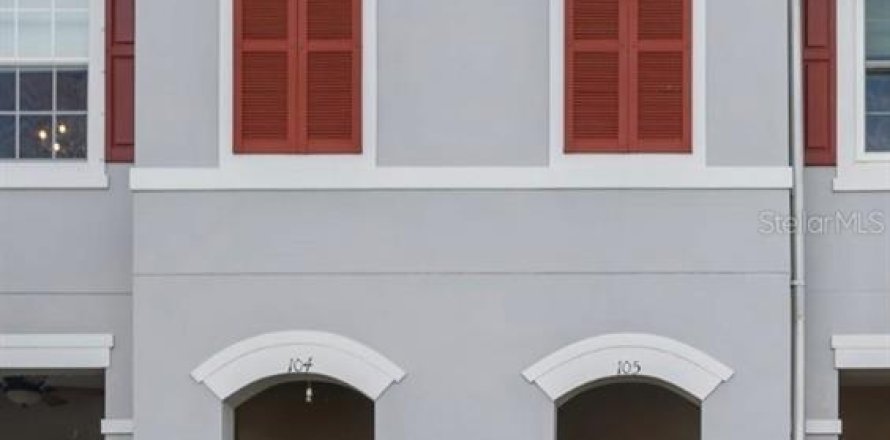 Townhouse in Tampa, Florida 3 bedrooms, 169.08 sq.m. № 2237638