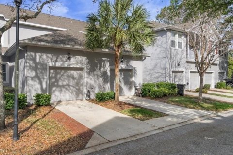 Townhouse in Tampa, Florida 3 bedrooms, 169.08 sq.m. № 2237638 - photo 18