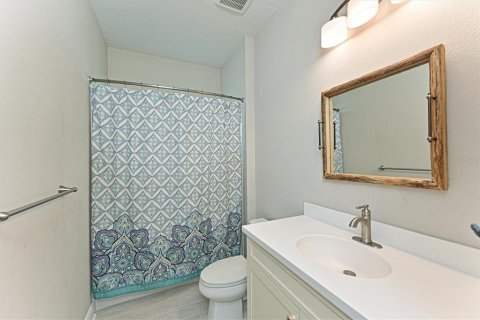 House in Parrish, Florida 4 bedrooms, 242.57 sq.m. № 2395953 - photo 13