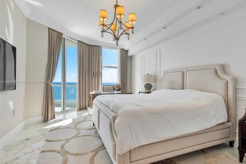 Condominio en alquiler en Sunny Isles Beach, Florida, 2 dormitorios, 208.57 m2 № 1861651 - foto 10