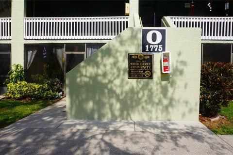 Condominio en venta en Lutz, Florida, 1 dormitorio, 61.87 m2 № 1421273 - foto 2