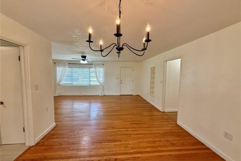 Villa ou maison à louer à DeLand, Floride: 2 chambres, 111.3 m2 № 1914069 - photo 15